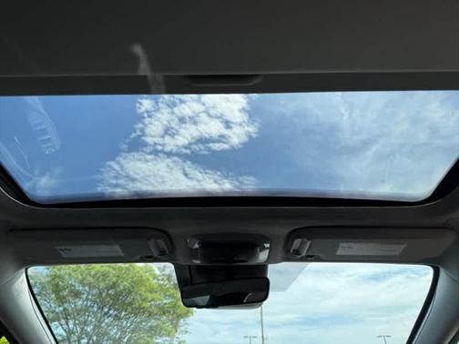 2025 Toyota Prius XLE