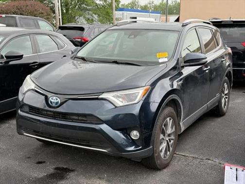 2017 Toyota RAV4 Hybrid XLE