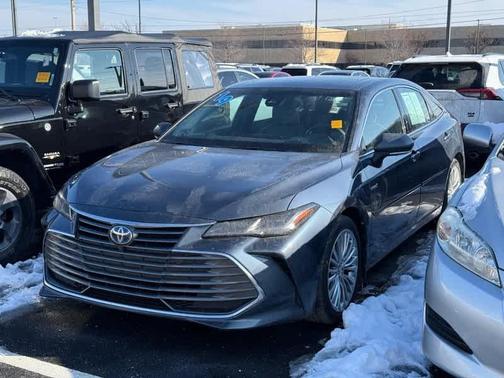 2019 Toyota Avalon Hybrid Limited