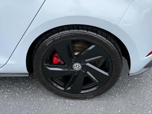 2018 Volkswagen Golf GTI 2.0T S 4-Door