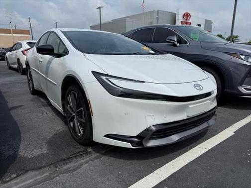 2023 Toyota Prius XLE