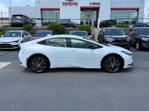 2023 Toyota Prius XLE