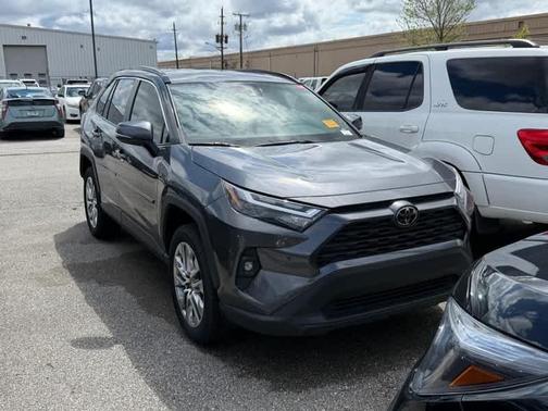 2022 Toyota RAV4 XLE Premium