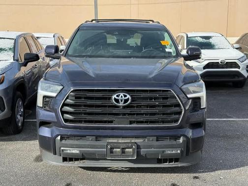 2024 Toyota Sequoia SR5