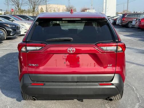 2023 Toyota RAV4 LE