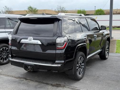 Midnight Black Metallic 2019 Toyota 4Runner Limited