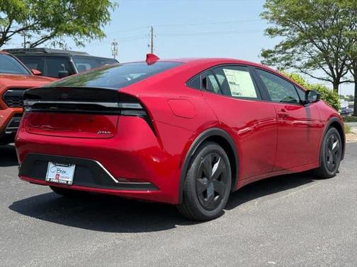 2025 Toyota Prius L
