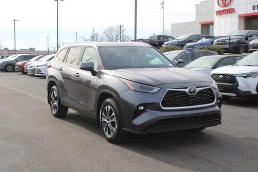 2024 Toyota Highlander XLE