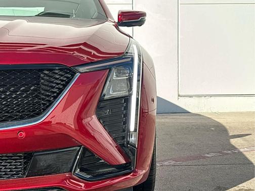 2025 Cadillac CT5 Sport