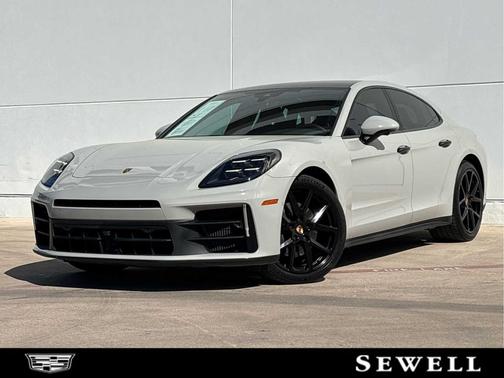 2024 Porsche Panamera 4