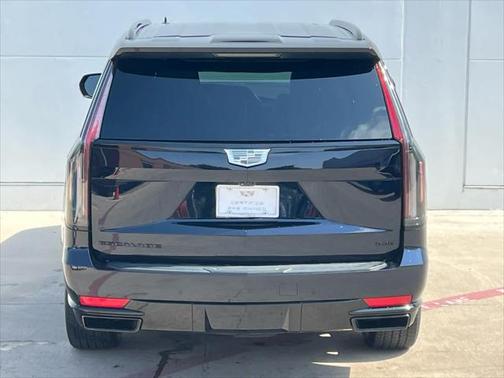 2023 Cadillac Escalade Sport