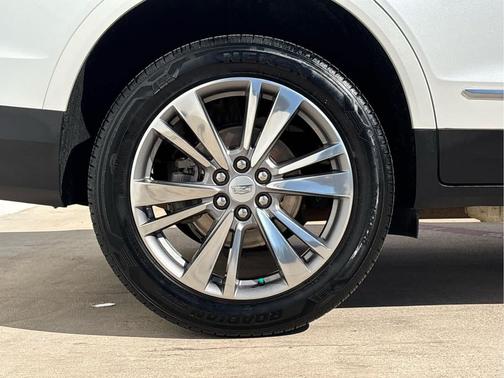 2021 Cadillac XT5 Luxury