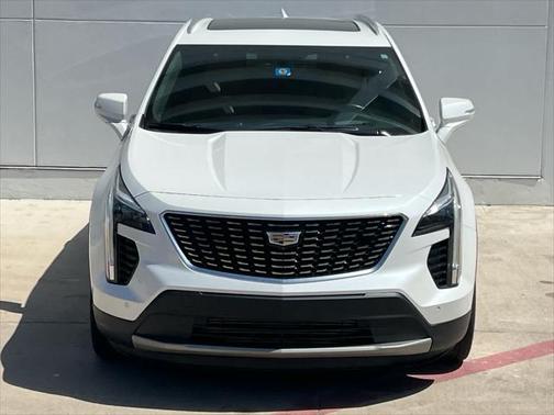 2022 Cadillac XT4 Premium Luxury