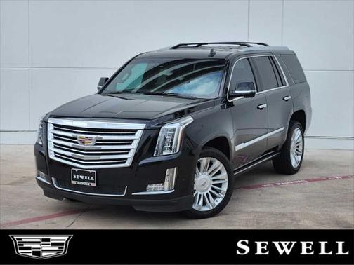 2017 Cadillac Escalade Platinum