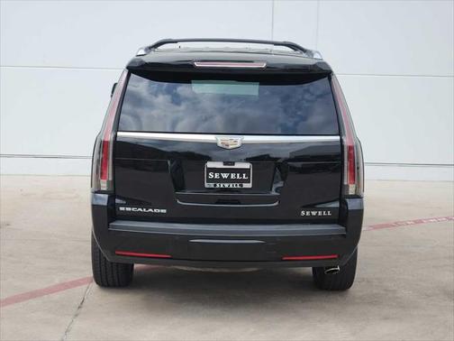 2017 Cadillac Escalade Platinum