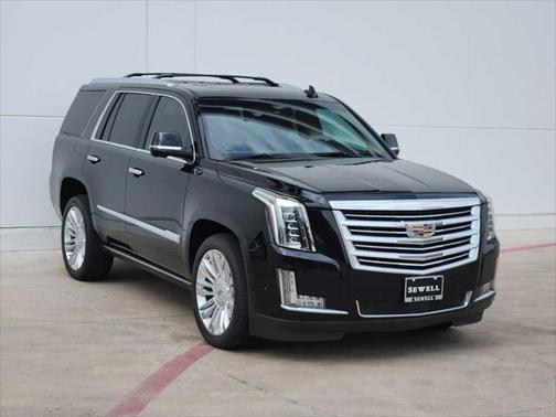 2017 Cadillac Escalade Platinum