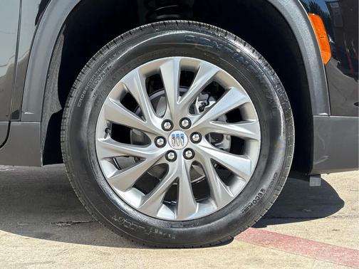 2025 Buick Enclave Preferred FWD