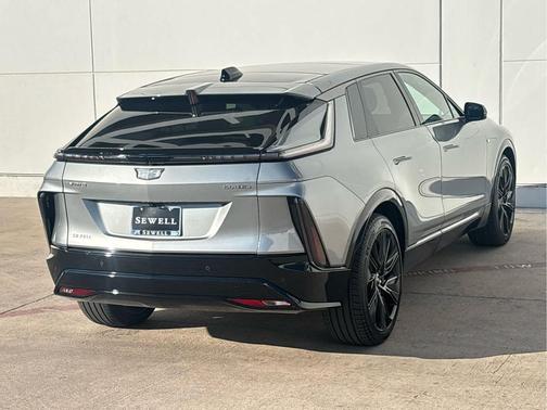 2024 Cadillac LYRIQ Sport