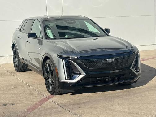 2024 Cadillac LYRIQ Sport