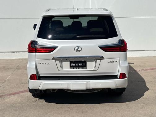 2021 Lexus LX 570 Three-Row