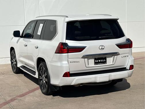 2021 Lexus LX 570 Three-Row