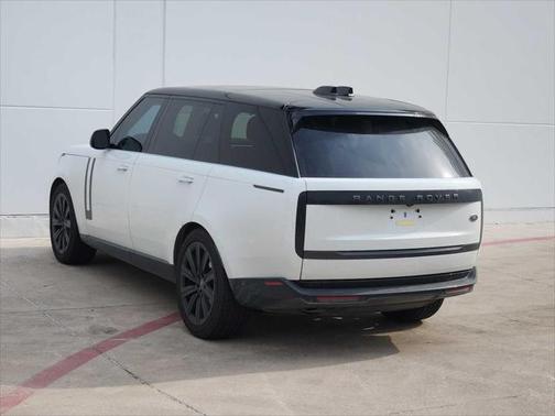 2023 Land Rover Range Rover P400 SE