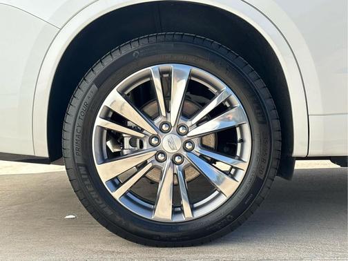 2025 Cadillac XT6 Premium Luxury FWD