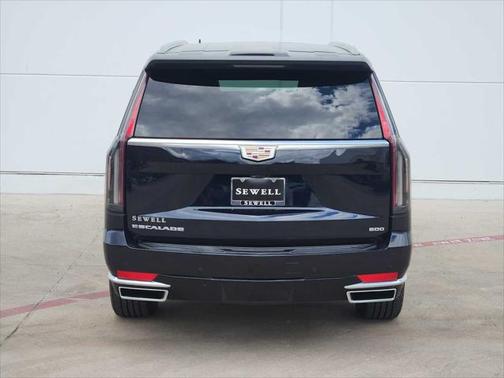 2022 Cadillac Escalade ESV Premium Luxury