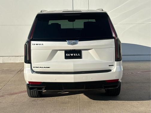 2022 Cadillac Escalade Sport Platinum