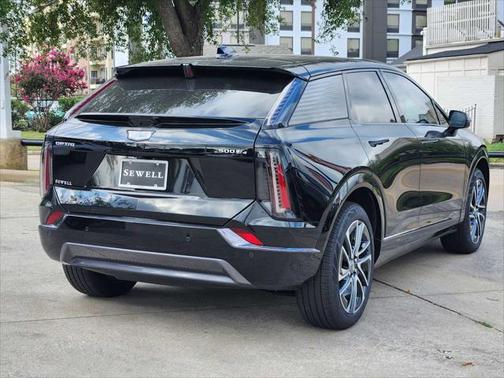 2025 Cadillac OPTIQ Sport 1 AWD