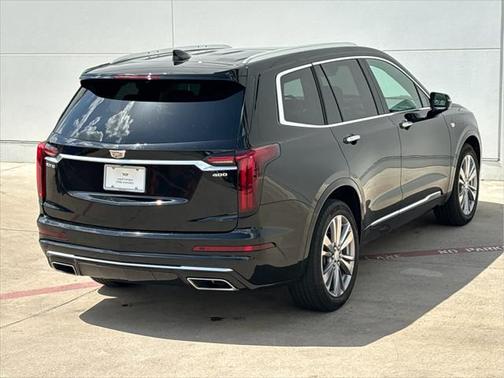 2023 Cadillac XT6 Premium Luxury FWD