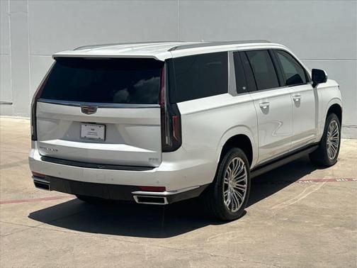 2022 Cadillac Escalade ESV Premium Luxury Platinum