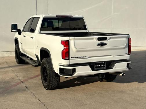 2024 Chevrolet Silverado 2500 LT