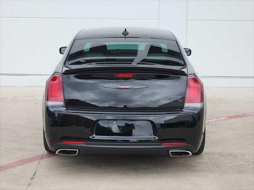 2021 Chrysler 300 S