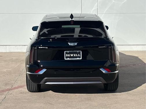 2025 Cadillac OPTIQ Luxury 2 AWD