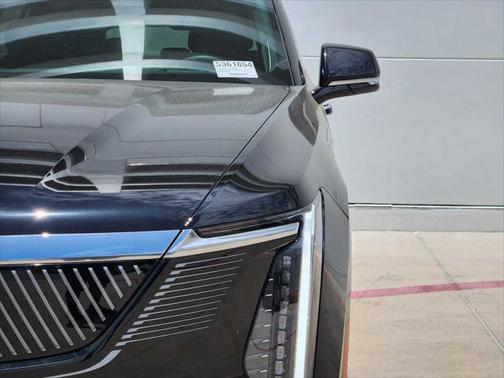 2025 Cadillac Escalade IQ Luxury 2