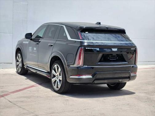 2025 Cadillac Escalade IQ Luxury 2