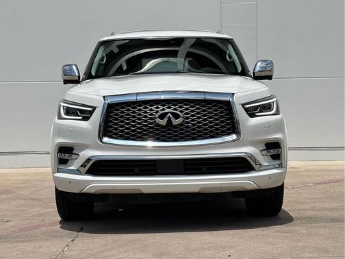 Moonstone White 2018 INFINITI QX80 Base