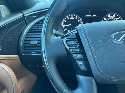 2024 INFINITI QX80 SENSORY AWD