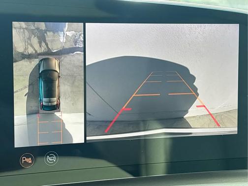 2023 Cadillac LYRIQ Luxury