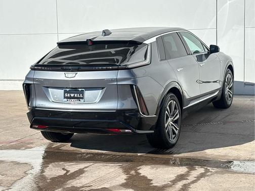 2023 Cadillac LYRIQ Luxury