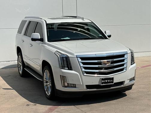 2020 Cadillac Escalade Luxury