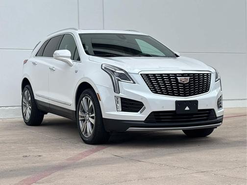 Crystal White Tricoat 2024 Cadillac XT5 Premium Luxury
