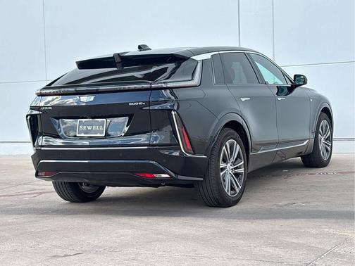 Stellar Black Metallic 2023 Cadillac LYRIQ Luxury