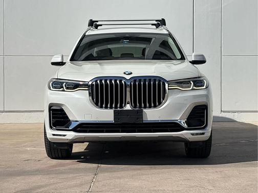 Mineral White Metallic 2020 BMW X7 xDrive40i