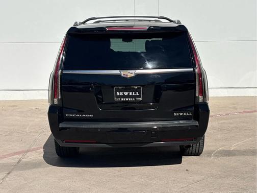 2018 Cadillac Escalade ESV Platinum