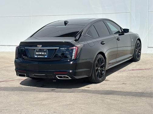 2022 Cadillac CT5 Sport