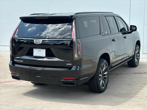 2023 Cadillac Escalade ESV Sport Platinum