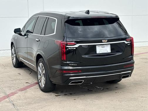 2023 Cadillac XT6 Premium Luxury FWD