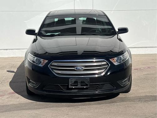 2018 Ford Taurus SEL